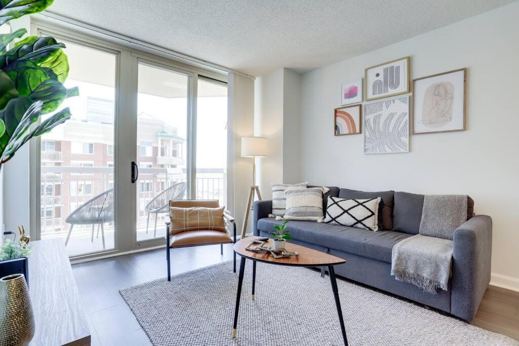 Bright Apartment Walk To Ballston Metro Arlington Exterior photo